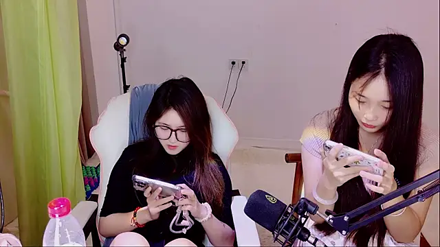 Snapshot of Xiongchumo1120 chatting on 30, 5, 2026 Xiongchumo1120 online show from 30, 5, 2026