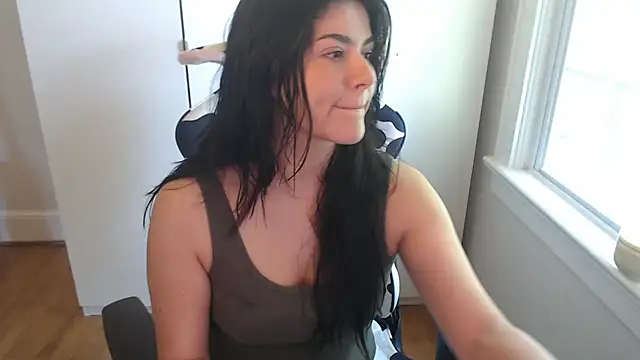 Snapshot of cassiealvarez chatting on 4, 7, 2026 cassiealvarez online show from 4, 7, 2026