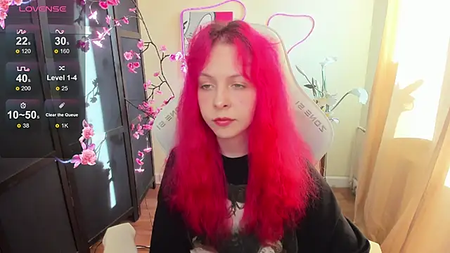 Snapshot of InfernoKitten chatting on 24, 4, 2026 InfernoKitten online show from 24, 4, 2026