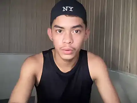 Snapshot of yourhotasian_jhonpol16 chatting on 16, 6, 2026 yourhotasian jhonpol16 online show from 16, 6, 2026