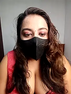 Suger Lips 99 online show from 14, 6, 2026