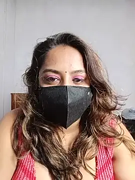 Suger Lips 99 online show from 14, 7, 2026