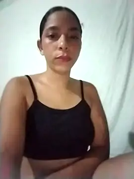 Snapshot of YuliBrayan chatting on 25, 4, 2026 YuliBrayan online show from 25, 4, 2026