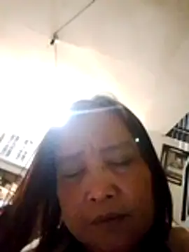 Snapshot of jeanyummytits chatting on 2, 6, 2026 jeanyummytits online show from 2, 6, 2026