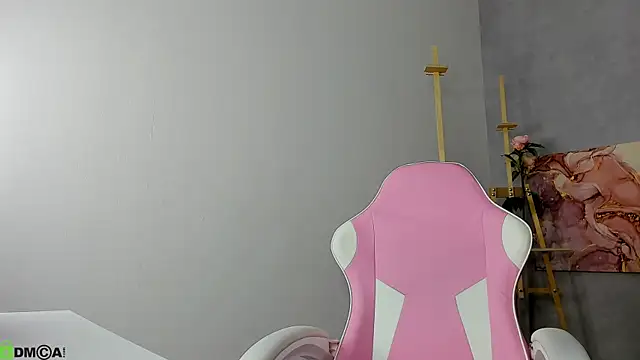 Snapshot of Milena_Milyan chatting on 28, 6, 2026 Milena Milyan online show from 28, 6, 2026