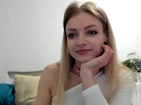 Snapshot of Severina7 chatting on 17, 5, 2026 Severina7 online show from 17, 5, 2026