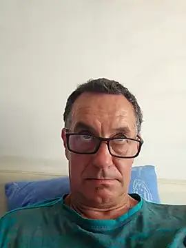 Snapshot of loulouferrari chatting on 31, 5, 2026 loulouferrari online show from 31, 5, 2026