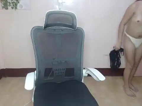 Snapshot of TransCeejay chatting on 30, 4, 2026 TransCeejay online show from 30, 4, 2026