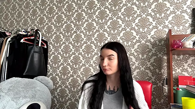 Snapshot of holoris chatting on 20, 4, 2026 holoris online show from 20, 4, 2026