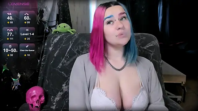 Snapshot of Neon_Baddie chatting on 18, 5, 2026 Neon Baddie online show from 18, 5, 2026