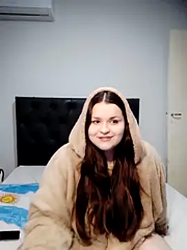 estrell4 online show from 25, 6, 2026