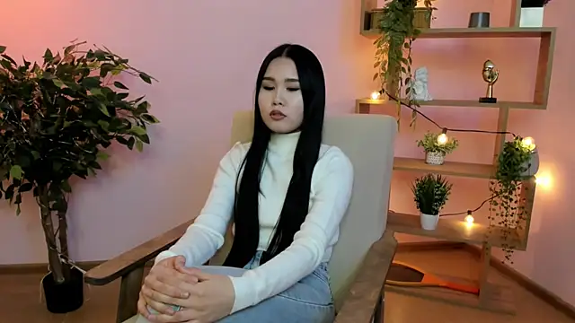 RutheNhek online show from 14, 4, 2026