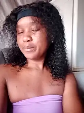 Snapshot of Diva-girl1 chatting on 19, 4, 2026 Diva-girl1 online show from 19, 4, 2026