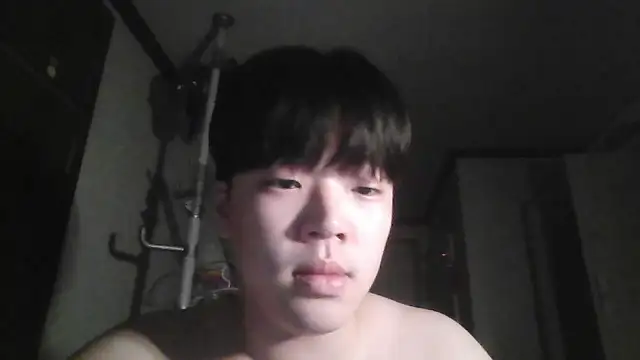 Snapshot of reogjdossw chatting on 13, 4, 2026 reogjdossw online show from 13, 4, 2026