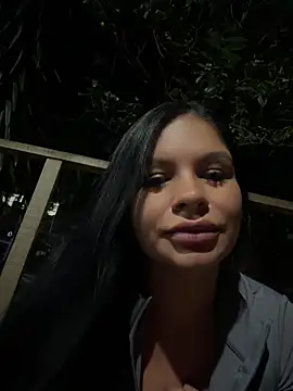 Snapshot of Elara_Luxe chatting on 9, 7, 2026 Elara Luxe online show from 9, 7, 2026