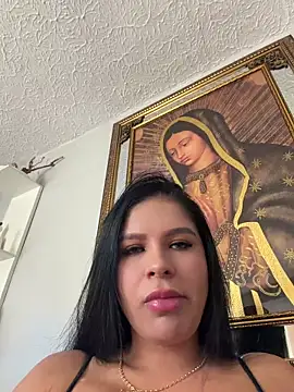 Snapshot of Elara_Luxe chatting on 19, 7, 2026 Elara Luxe online show from 19, 7, 2026