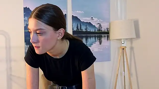 Snapshot of NatashaRieker chatting on 17, 4, 2026 NatashaRieker online show from 17, 4, 2026
