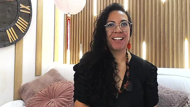 Velvet Curly online show from 22, 6, 2026