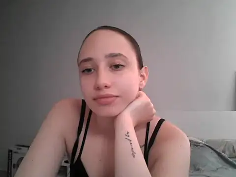 Snapshot of DarkMirel chatting on 2, 6, 2026 DarkMirel online show from 2, 6, 2026