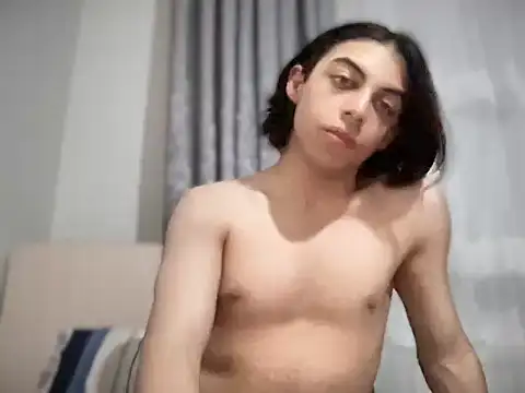 Snapshot of turkishtwunk chatting on 13, 4, 2026 turkishtwunk online show from 13, 4, 2026