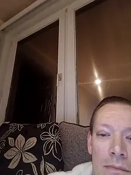 Snapshot of Lul18809 chatting on 14, 4, 2026 Lul18809 online show from 14, 4, 2026