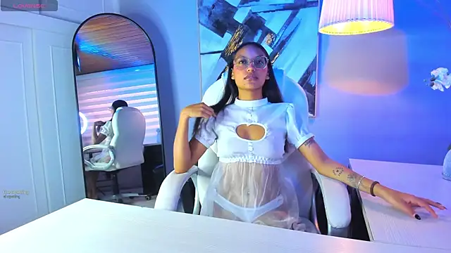 Snapshot of miel_ambar chatting on 7, 5, 2026 miel ambar online show from 7, 5, 2026