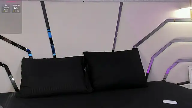 Camila Harrington online show from 17, 4, 2026