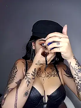 AteneaRockstar04 online show from 14, 4, 2026