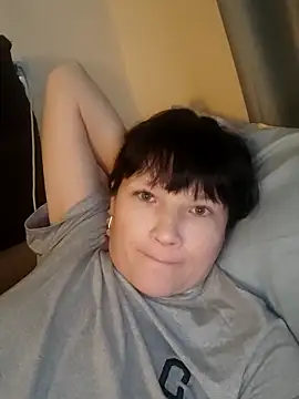 AlexaShiny  online show from 17, 4, 2026