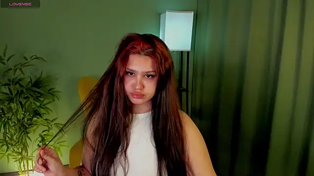 Snapshot of nicolewoss chatting on 19, 4, 2026 nicolewoss online show from 19, 4, 2026