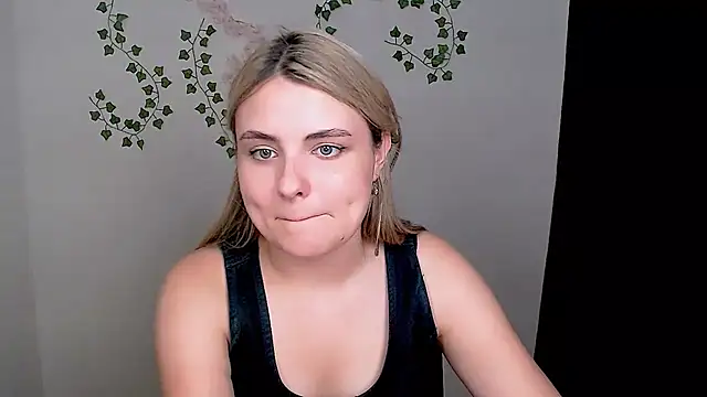 Snapshot of _shy_sabrina__ chatting on 14, 7, 2026 shy sabrina online show from 14, 7, 2026