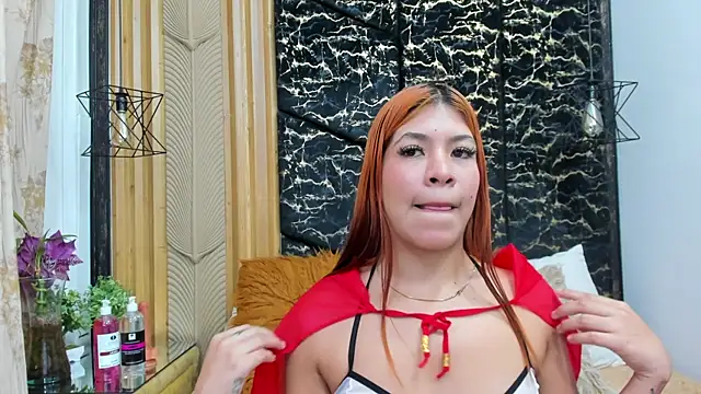 LucianaValdez online show from 17, 4, 2026