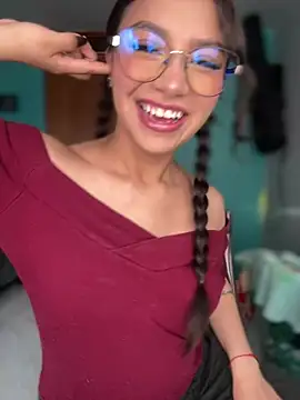 CocoaGigiMuse online show from 4, 6, 2026