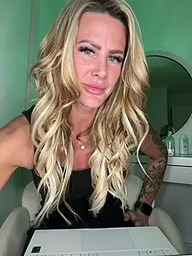Savannah Rae online show from 1, 5, 2026