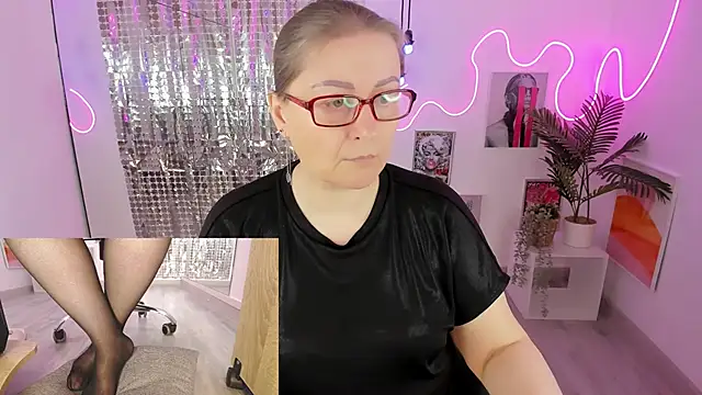 Alexandra Kind online show from 24, 4, 2026