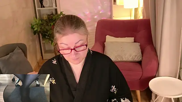 Alexandra Kind online show from 17, 5, 2026