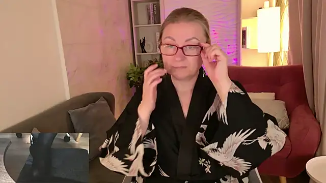Alexandra Kind online show from 18, 5, 2026