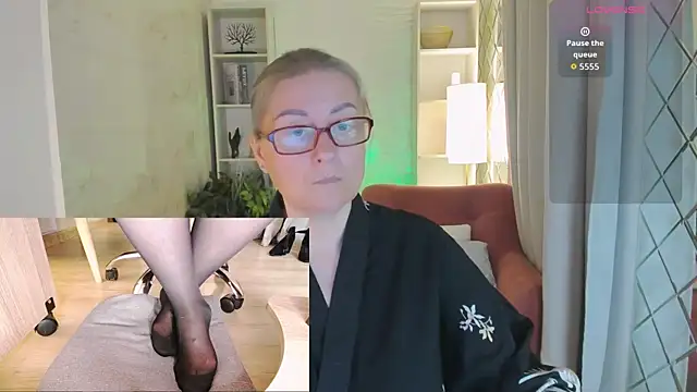 Alexandra Kind online show from 28, 6, 2026