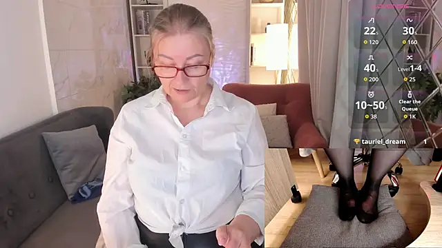 Alexandra Kind online show from 14, 7, 2026