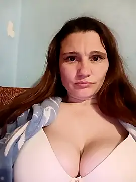 Snapshot of Oshine_BigBoobs_1 chatting on 6, 5, 2026 Oshine BigBoobs 1 online show from 6, 5, 2026