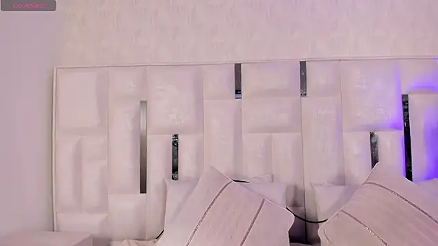 Snapshot of imnikaa_ chatting on 25, 4, 2026 imnikaa online show from 25, 4, 2026