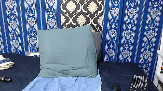 YummyBrownyxx online show from 26, 6, 2026