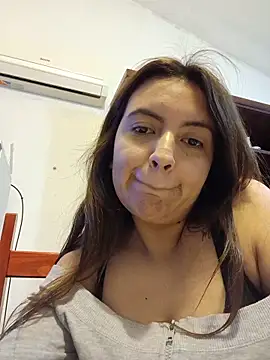 Snapshot of babyfaaa99 chatting on 19, 5, 2026 babyfaaa99 online show from 19, 5, 2026