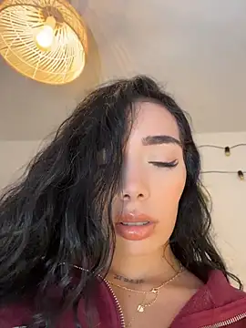 Snapshot of milasantana_ chatting on 28, 7, 2026 milasantana online show from 28, 7, 2026