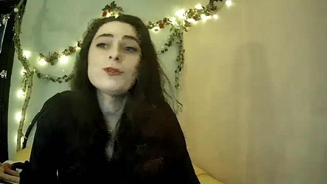 missclochette online show from 21, 4, 2026