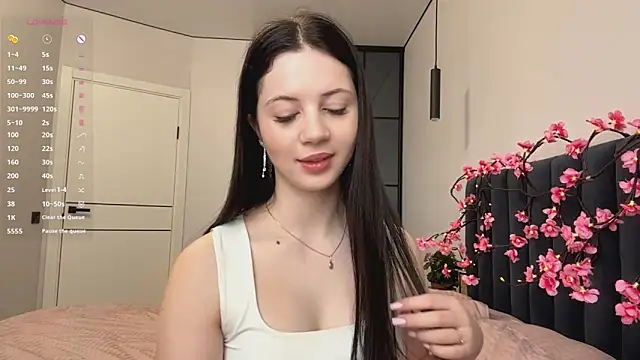 Rose Retslav online show from 15, 4, 2026