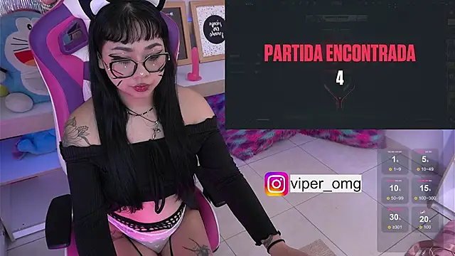 Snapshot of MakiGG_ chatting on 28, 4, 2026 MakiGG online show from 28, 4, 2026