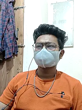 Snapshot of hot_boy995 chatting on 5, 5, 2026 hot boy995 online show from 5, 5, 2026
