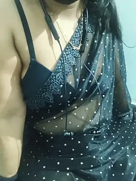 Snapshot of sweetylove01 chatting on 20, 5, 2026 sweetylove01 online show from 20, 5, 2026