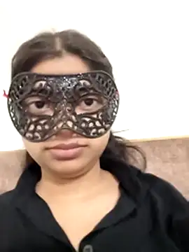 Snapshot of simran_rathore chatting on 30, 4, 2026 simran rathore online show from 30, 4, 2026